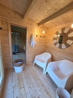 Un écrin de nature 14p - Bain Nordique - Sauna en option - Baby foot - Fléchettes - Pétanque - 8