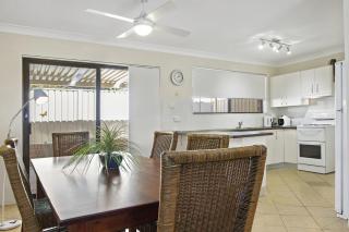 Beach Breeze - near Mollymook Beach & golf club - 7