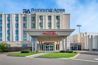 Running Aces Hotel & Casino, Trademark Collection by Wyndham - 0