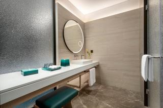 HUALUXE Beihai Silver Beach Resort by IHG - 5