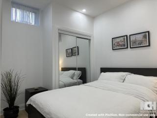 Modern 2-Bedroom Apartment in Luxury Home with Gym - 6