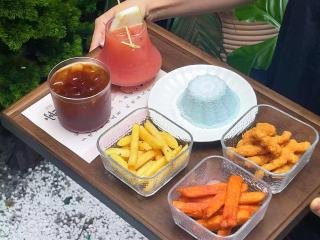 Tuji Lane and Fanghe Homestay (West Street Kaiyuan Temple Branch) - 2