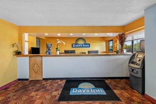 Days Inn by Wyndham Independence - 2