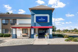 AmericInn by Wyndham Beloit - 0