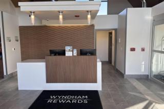 Wingate by Wyndham Geneva at SPIRE Academy - 8