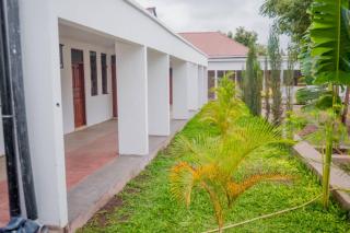 Off Airport Kilimanjaro lodge - 3