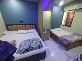Manibhadra homestay ujjain - 0