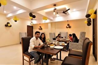 FabHotel Blueark - 5