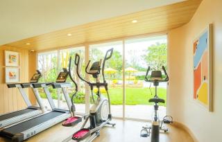 Brand New Beach Condo Huge Pool Tennis & Sunshine 5 min from Beach - 5