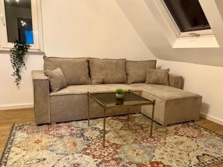 Charmante Unterkunft mit 2 Schlafzimmern, Smart-TV, WLAN -  - 1