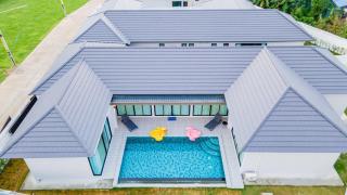 Verdant Villa Pattaya - Luxury 4BR Pool Villa - 4