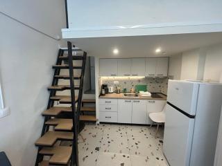 Ano Poli Studios Young Loft - 9