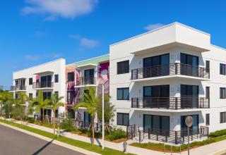 Lux place and cozy 3Beds 2Rooms enjoy life in WPB Gym, EV Station Nearby the downtown and beaches - 3