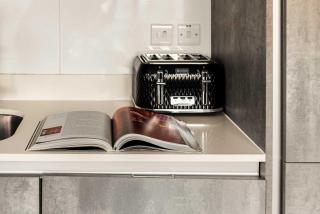 Stylish 3 Bed Near Tower Bridge - 1