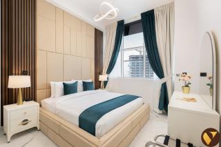 Vogue Vacation Homes, Arjan Opalz by Danube near Science Park, One Bedroom Apartment with Balcony and Vibrant Community View, Access to all Amenitties - 7