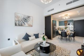 Vogue Vacation Homes, Arjan Opalz by Danube near Science Park, One Bedroom Apartment with Balcony and Vibrant Community View, Access to all Amenitties - 1