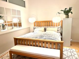 Elegantes City-Apartment mit Berliner Flair in Friedenau - 0