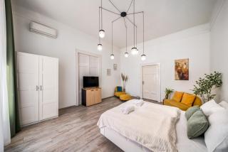 Boutique Moments by STN - 5