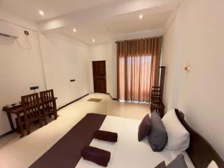 Asai surf inn Arugambay - 8