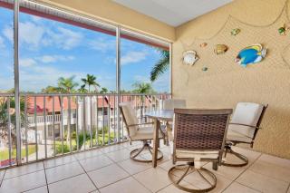 Bradenton Beach Club 232 - 3
