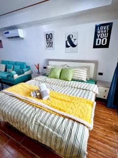 Sy bay suites beside okada manila near MOA COD T3 MSV2117H - 0