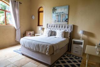 Colwyn Drive Luxury and Spa Guest House by First Private Stays - 3