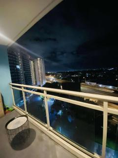 Azure Urban Staycation - 2