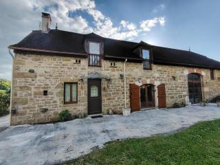 Deumeure de charme Lotoise avec piscine - 9