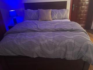 Elegant Kilileshwa 1BR with Balcony, Gym & Wi-Fi - 2