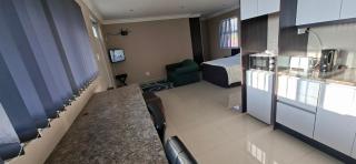 Murray Guest Suite - 2