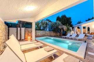 Villa Ficus mediterranean style villa with pool - 2