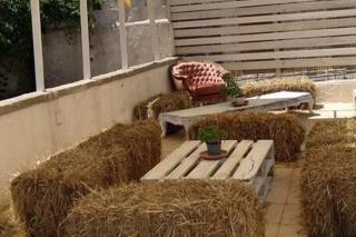 Villa - Sleeps 8 - Patio - Garden - Parking - 8