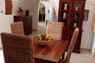 Villa - Sleeps 8 - Patio - Garden - Parking - 7