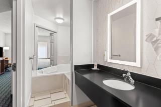 Comfort Inn & Suites Berea - 4