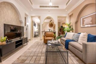 Charming 1 BR with Burj Khalifa View - 7