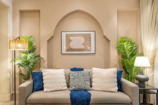 Charming 1 BR with Burj Khalifa View - 3