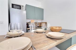 Beautiful renovated two-bedroom apartment - Villeurbanne - 5