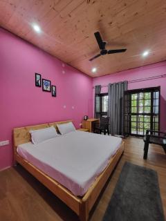 The Himalayan Oaks - 8