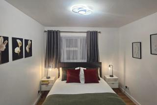 London Chic Apt great location free parking - 4