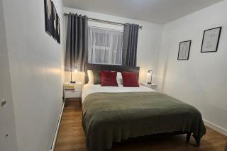 London Chic Apt great location free parking - 8