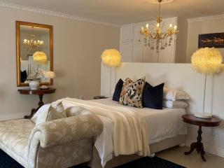 #1 Romantic Wine Estate Stay in The Midlands - 0