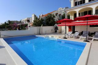 Seaside family friendly house with a swimming pool Seget Vranjica, Trogir - 10336 - 1