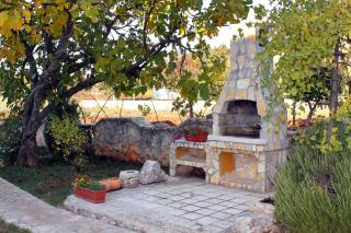 Family friendly house with a swimming pool Orihi, Central Istria - Sredisnja Istra - 7492 - 1
