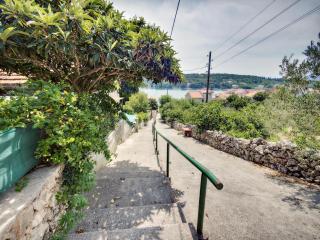 Apartments by the sea Prvic Luka, Prvic - 12064 - 3