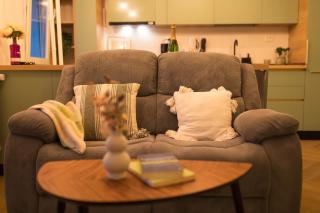 Bright City Studio with Balcony in Bucharest - 9