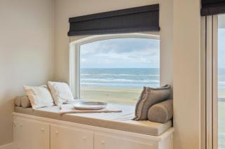 Sandhues Beachfront Apartment - 6