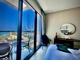 Lusail Marina promenade view apartment - 9