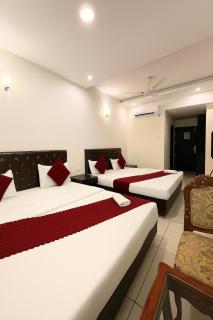 Hotel JB Regency & Banquet Hall ll Family Hotel ll Top Rated Property - 1