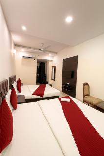 Hotel JB Regency & Banquet Hall ll Family Hotel ll Top Rated Property - 3