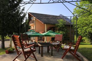 Apartments and rooms with parking space Donje Taboriste, Plitvice - 17486 - 2